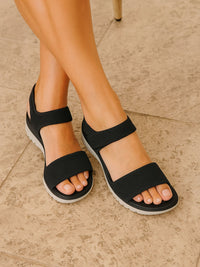 Siketu | Freshly Picked Raffia Cushioned Sandals - black