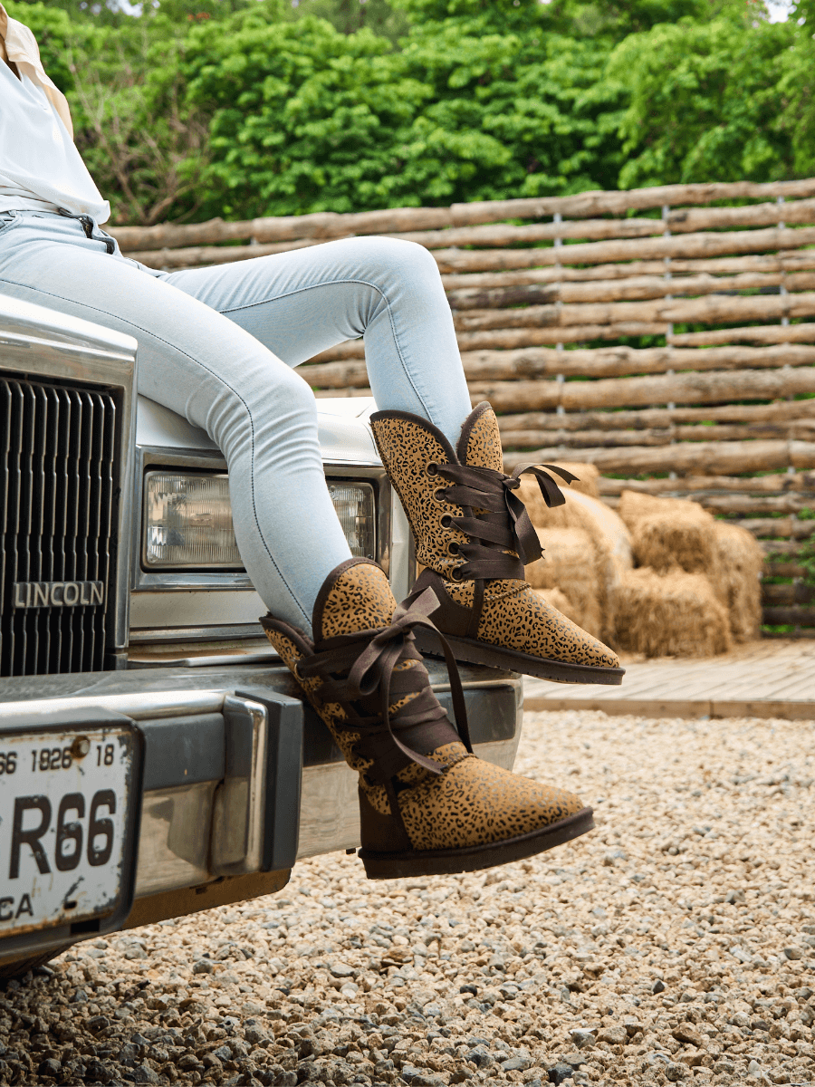 Fur lined cowboy boots discount