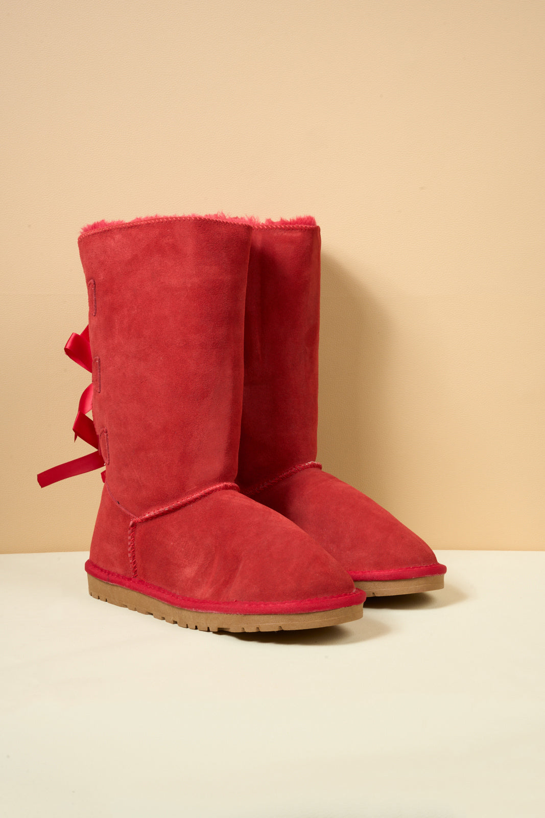 SMAIBULUN Ugg | Tri Ribbon Bow Suede Boots - Red