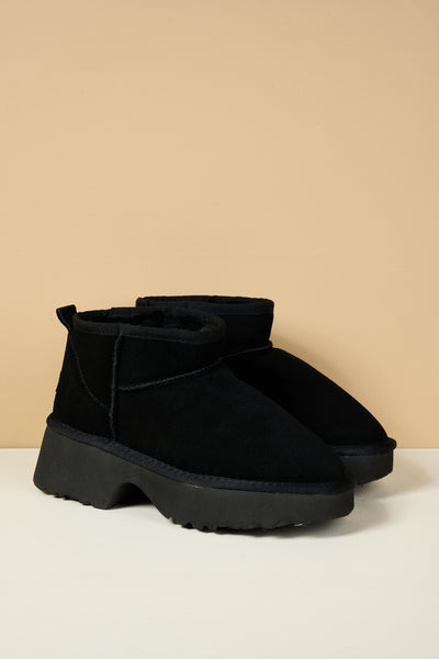 SMAIBULUN Ugg | Ultimate Platform Ankle Boots - black