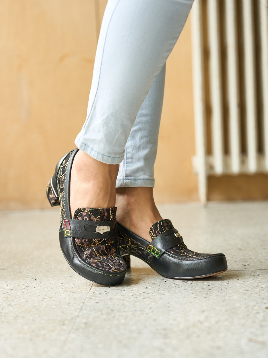 Soffia | Winny Jacquard Leather Loafer