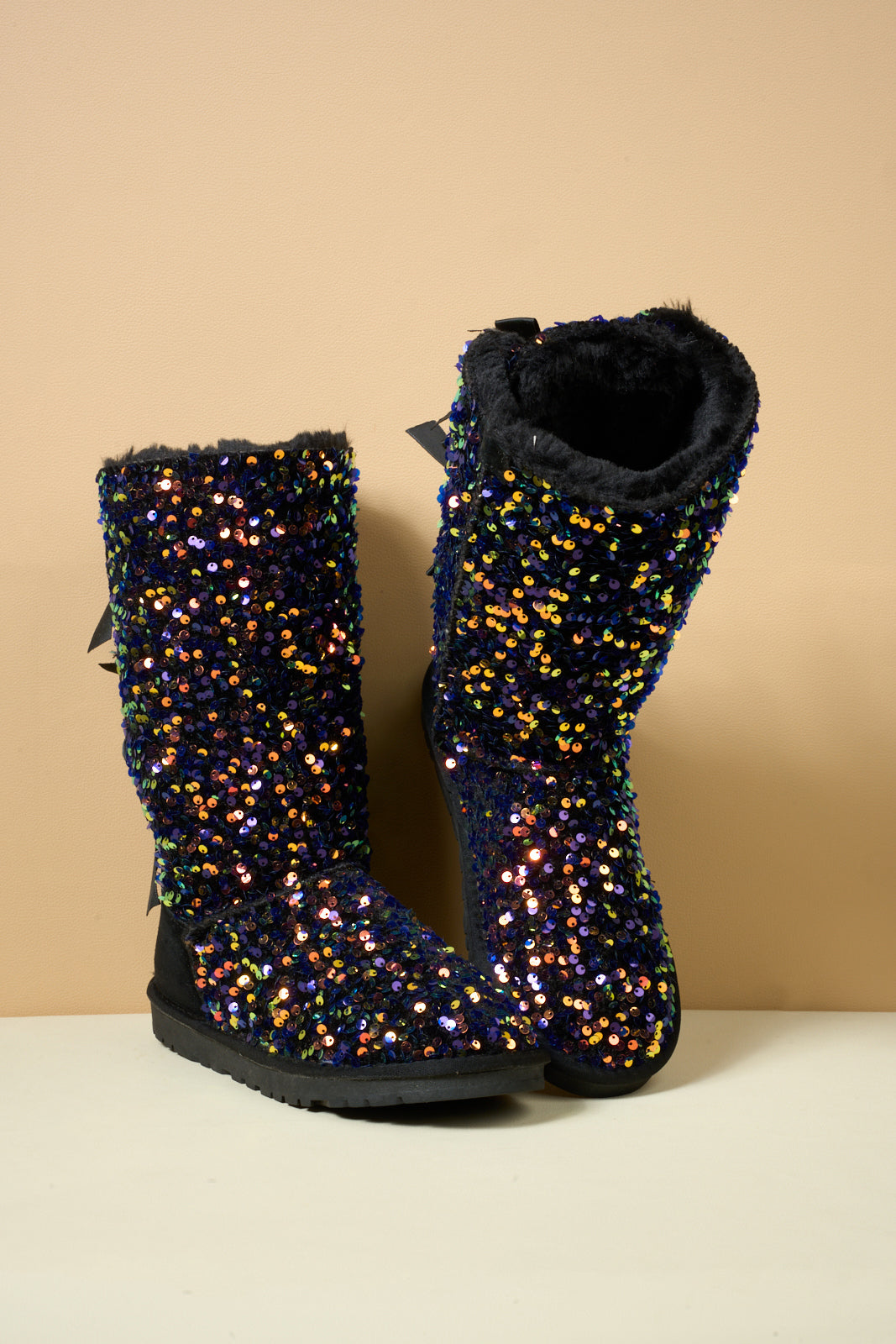 SMAIBULUN Ugg | Tay Swift Celebration Rhinestone Bailey Bow Sequin Boots - Multi