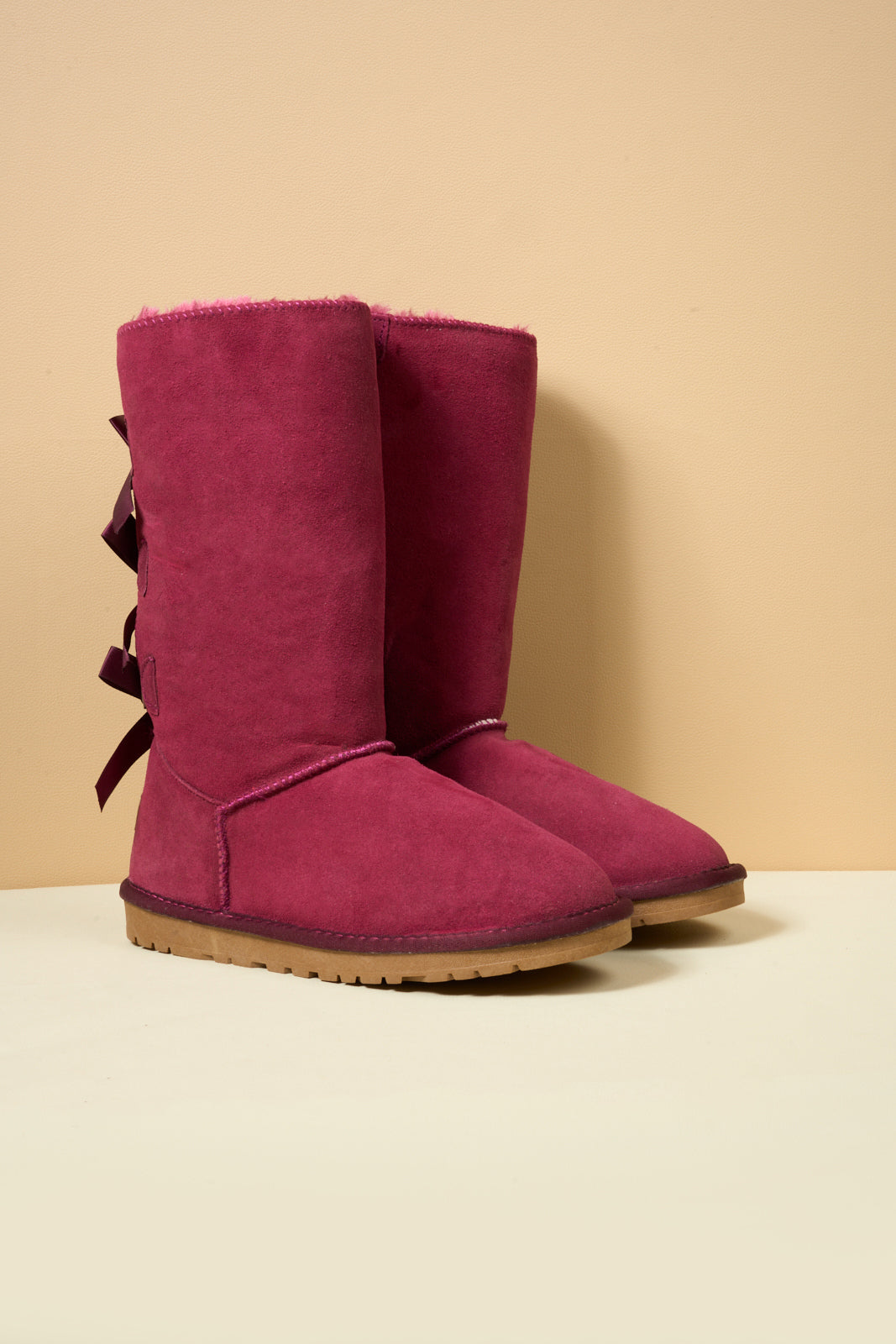 SMAIBULUN Ugg | Tri Ribbon Bow Suede Boots - Claret