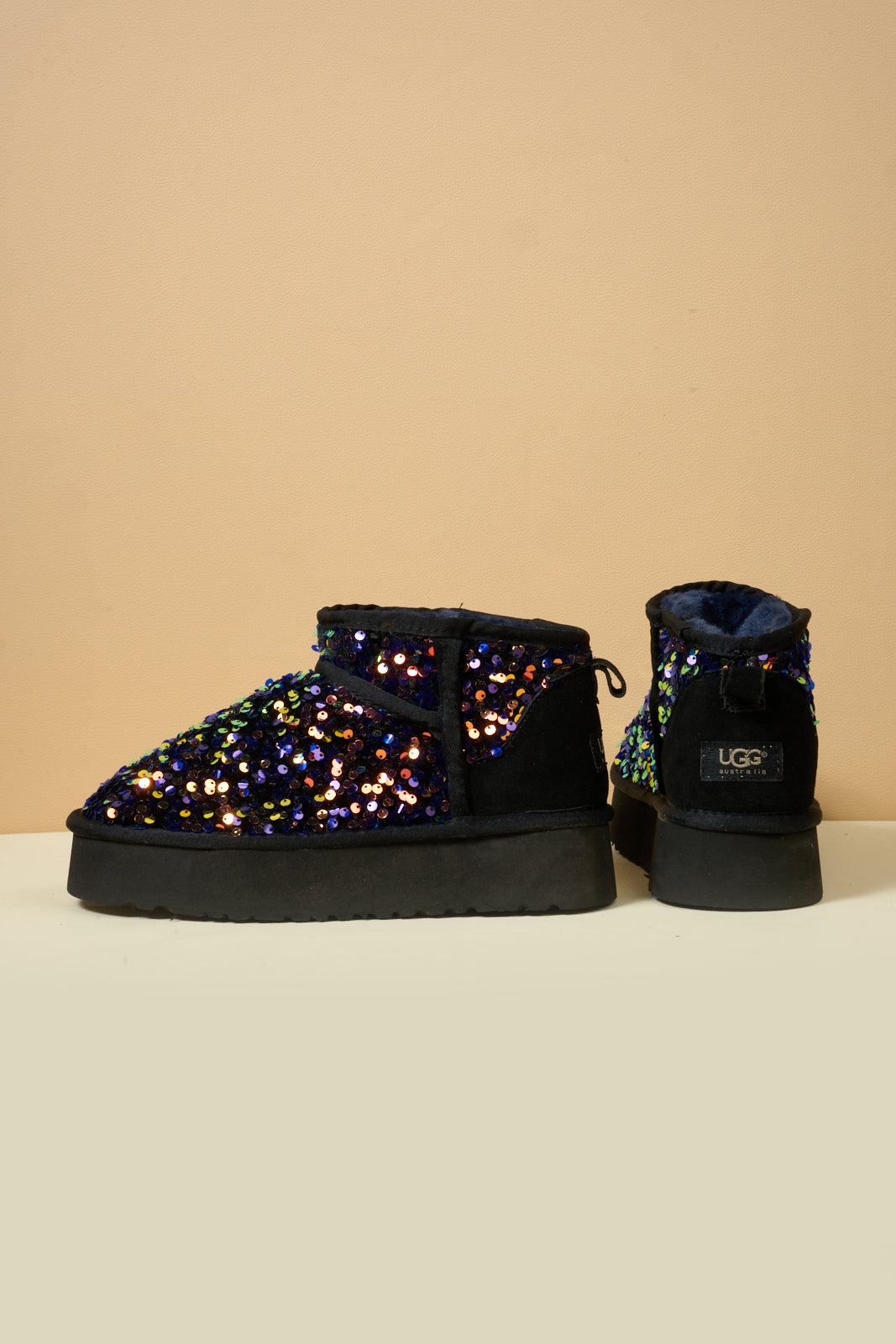 Smaibulun Ugg | Mini Glitter Low Ankle Platform Boots - Multi