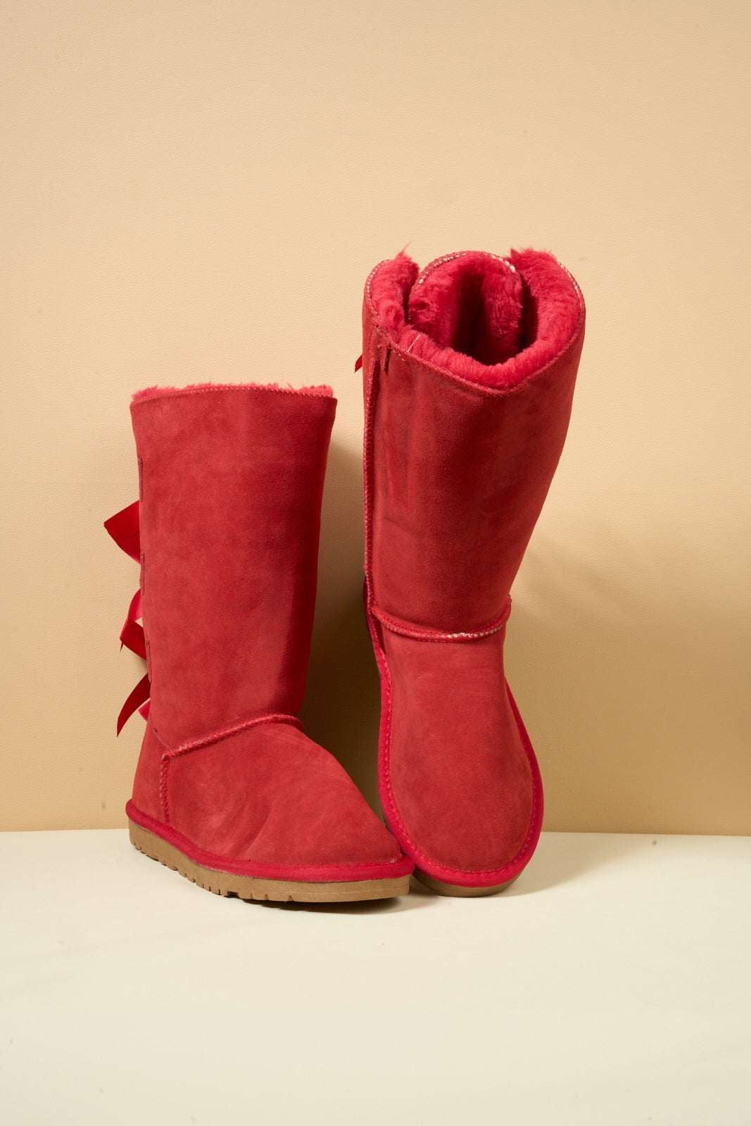 SMAIBULUN Ugg | Tri Ribbon Bow Suede Boots - Red