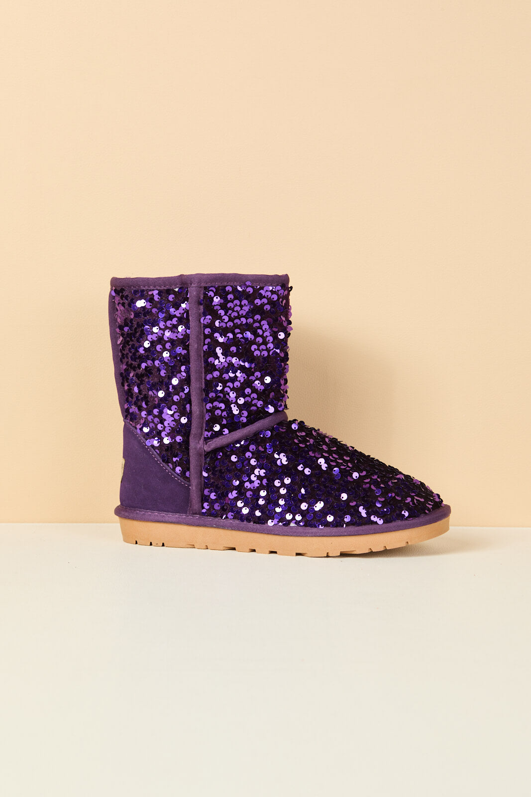 Smaibulun Ugg | Dallas Glam Sequin Shearling Boots - violet