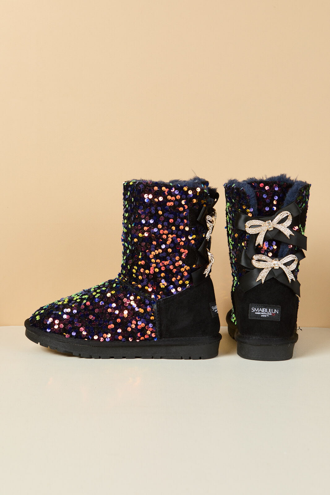 Smaibulun Ugg | Haute Holidays Sequin Glam Shearling Boots - multi