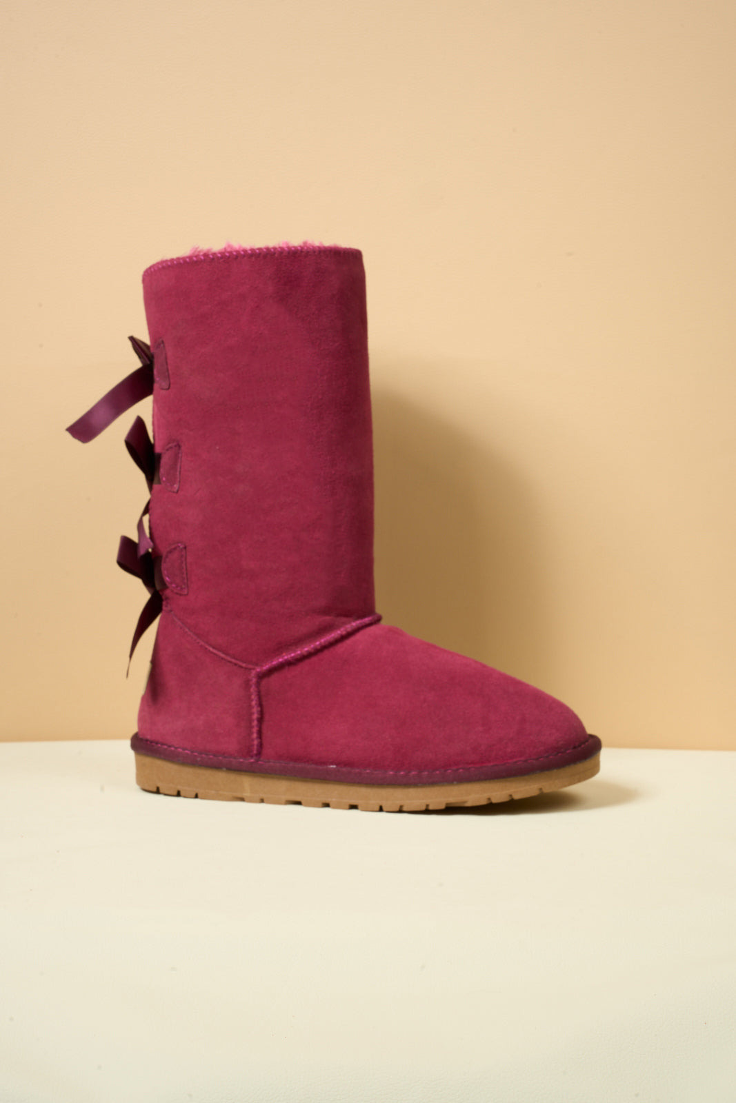 SMAIBULUN Ugg | Tri Ribbon Bow Suede Boots - Claret