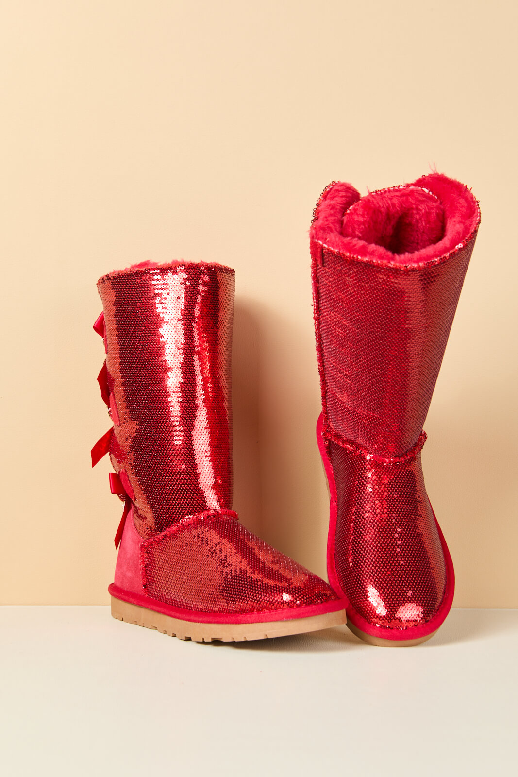 SMAIBULUN Ugg | Tay Swift Celebration Rhinestone Bailey Bow Sequin Boots - Red