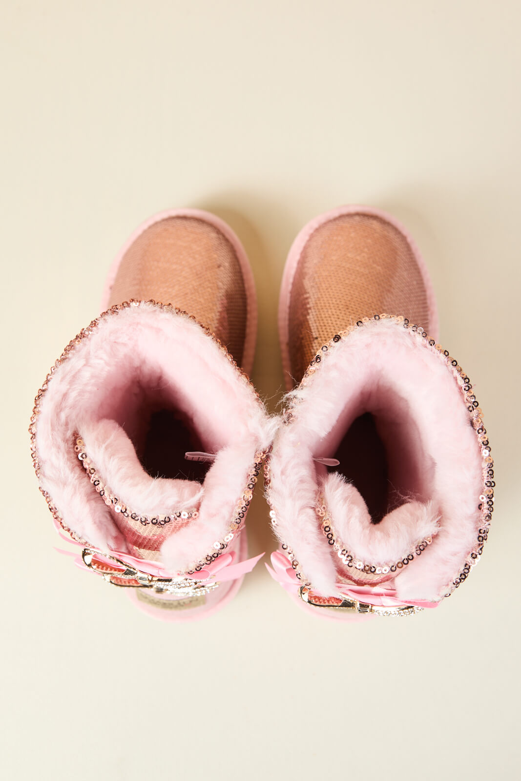 Smaibulun Ugg | Haute Holidays Sequin Glam Shearling Boots - pink