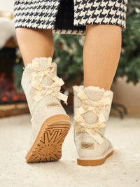 SMAIBULUN Ugg | Tay Tay Shine On Stage Diamond Bows Suede Boots - cream