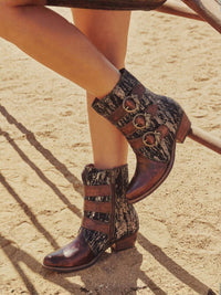 Soffia | Desert Doll Golden Finder Leather Western Boots