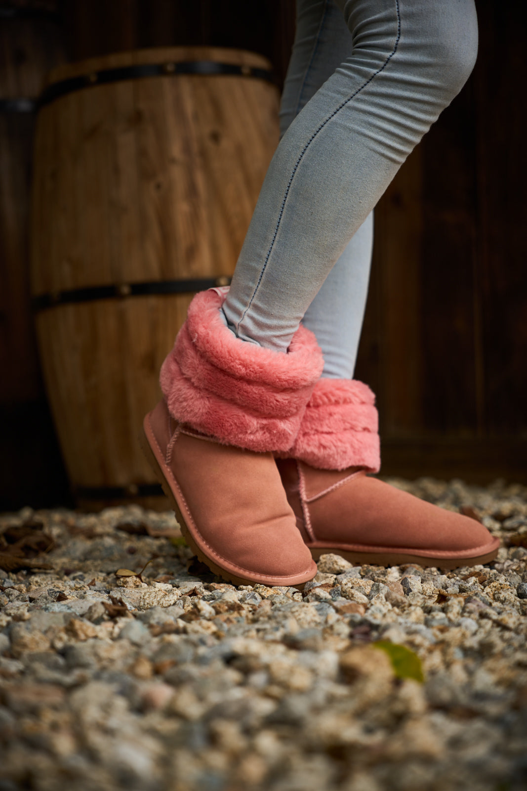 SMAIBULUN Ugg | Adelene Sherpa Woolen Boots - Pink