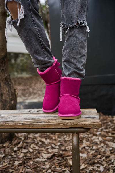 SMAIBULUN Ugg | Bailey Bow Ugg Mini Boots - Fuchsia