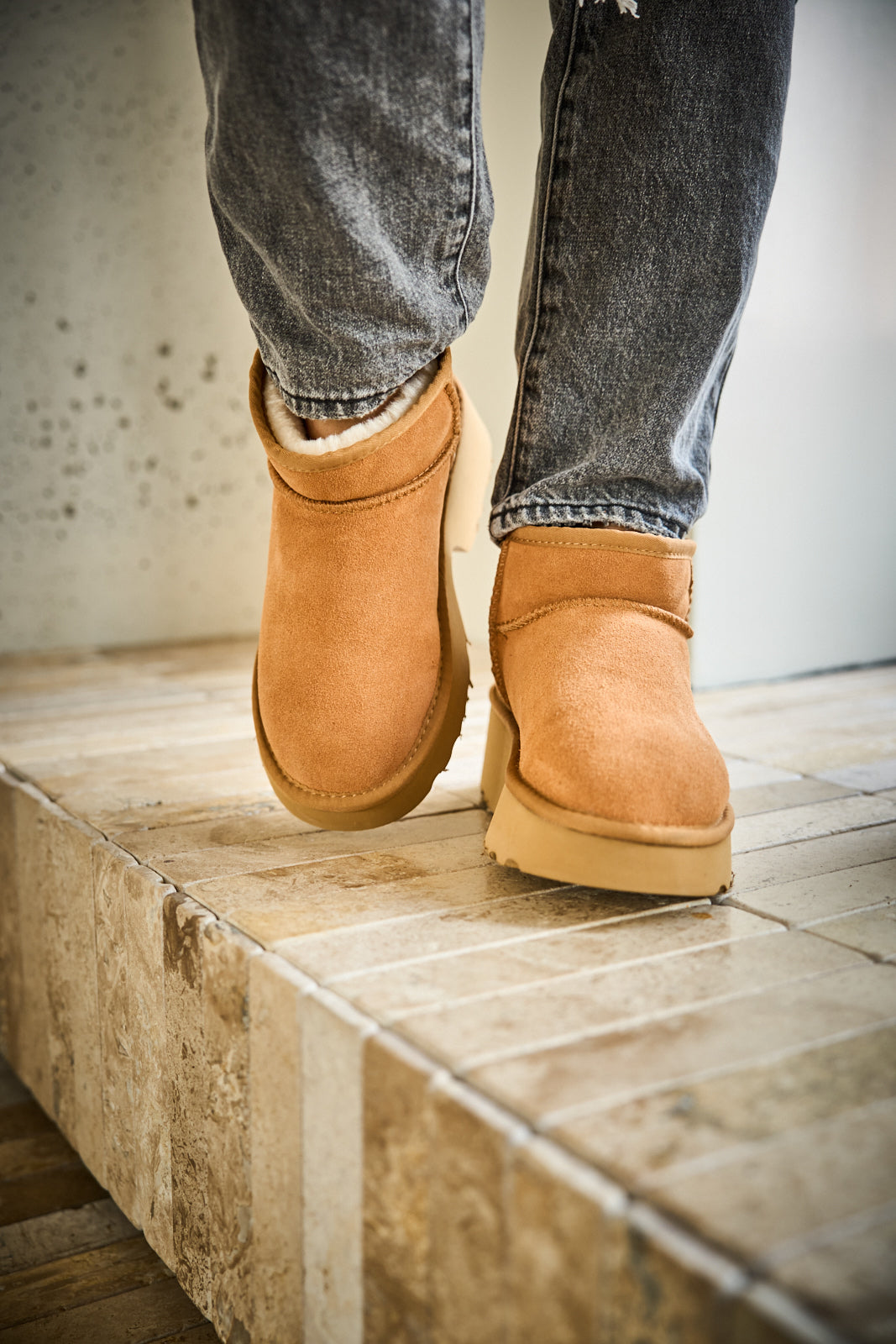 SMAIBULUN Ugg | Ultimate Platform Ankle Boots - chestnut