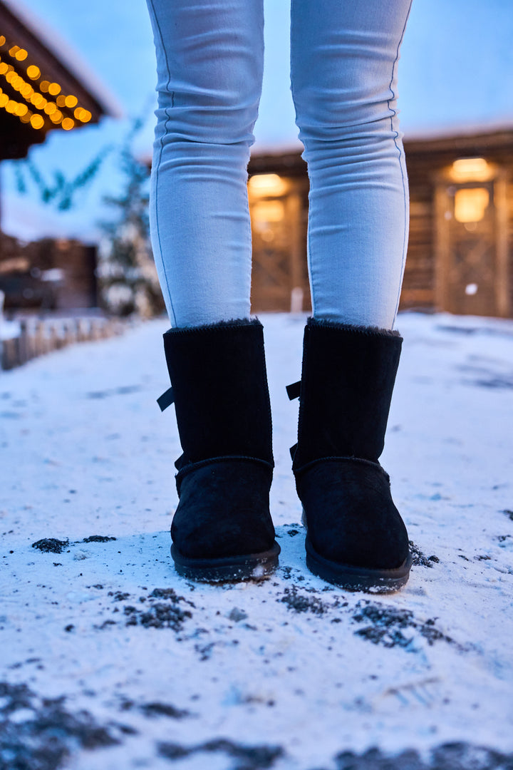 Ugg Bailey Bow Outfit Bailey Bow Uggs Outfit 2025