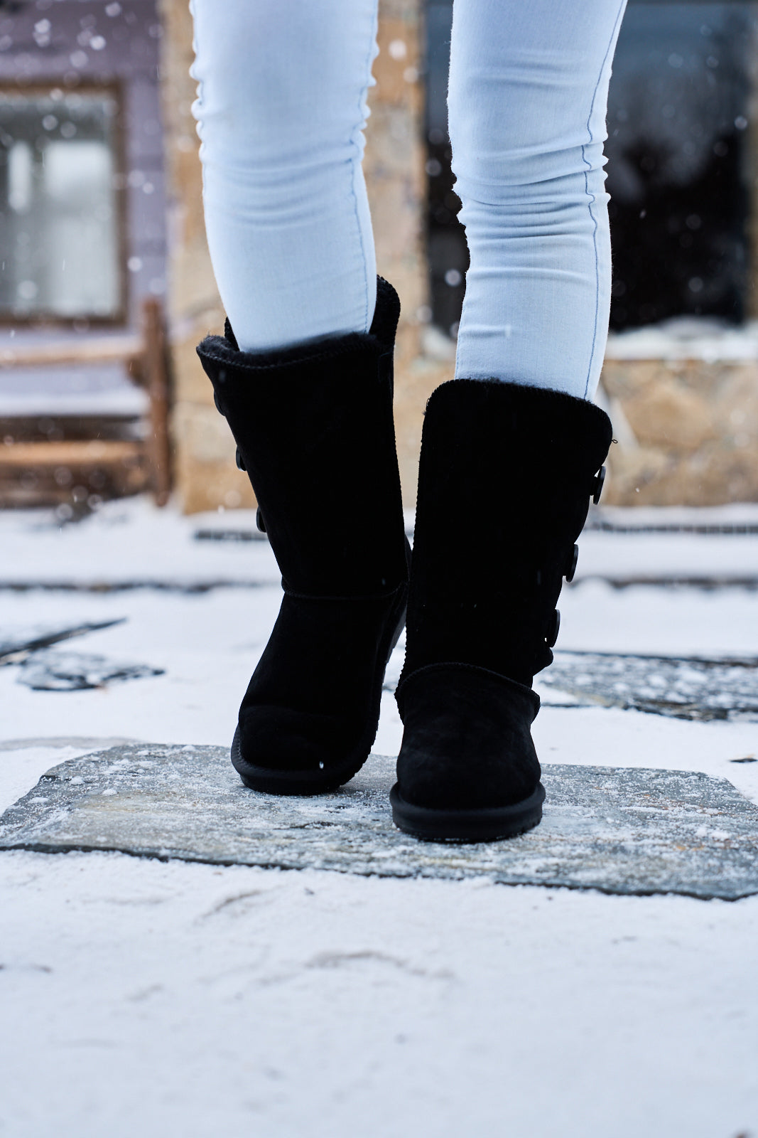 SMAIBULUN Ugg | Side Button Faux Fur-Lined Leather Suede Boots - black