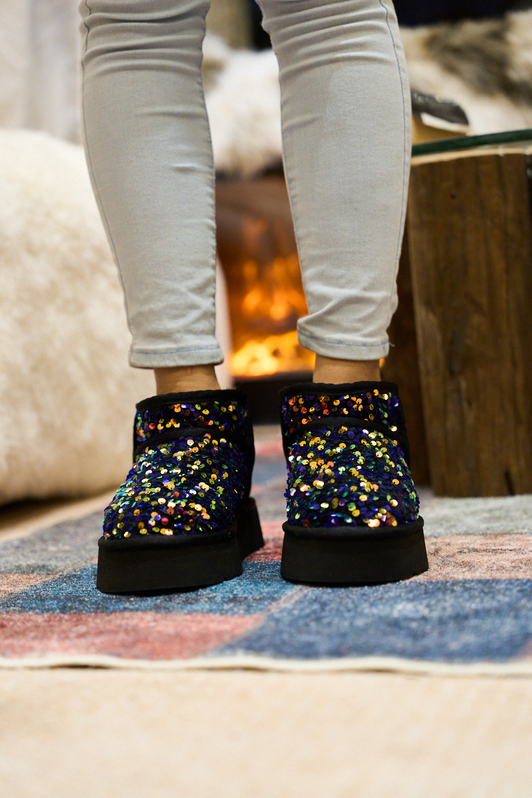 Smaibulun Ugg | Mini Glitter Low Ankle Platform Boots - Multi