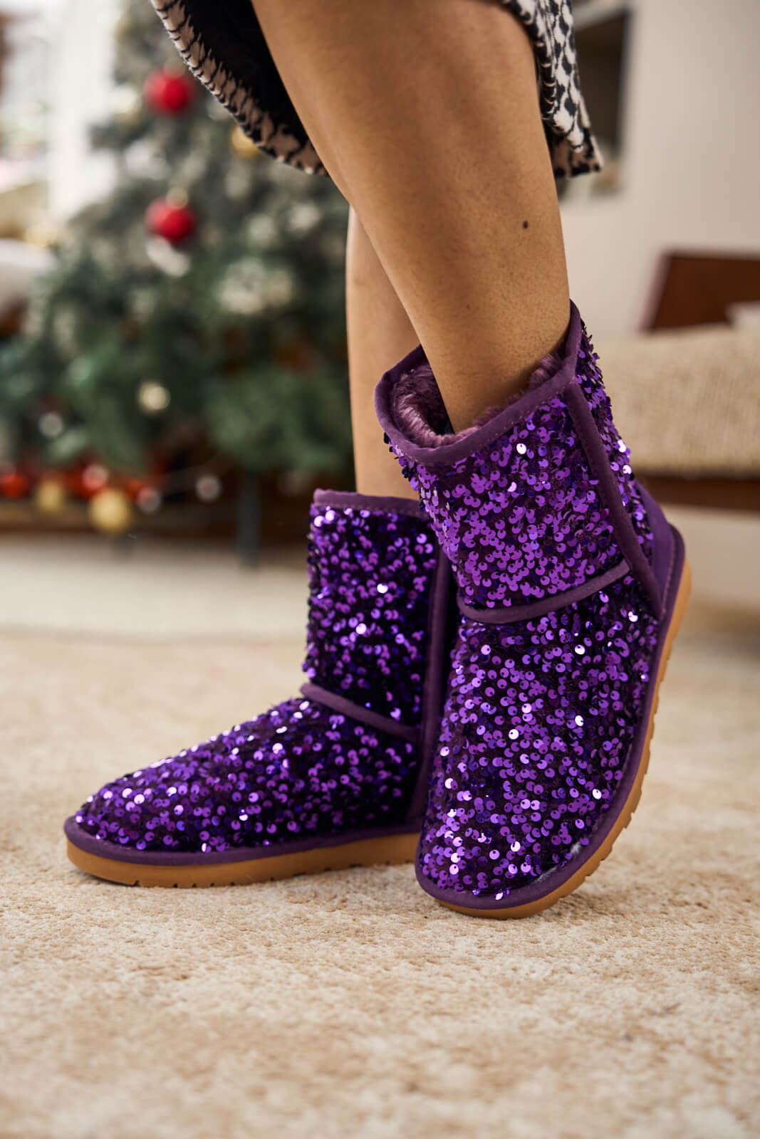 Smaibulun Ugg | Dallas Glam Sequin Shearling Boots - violet