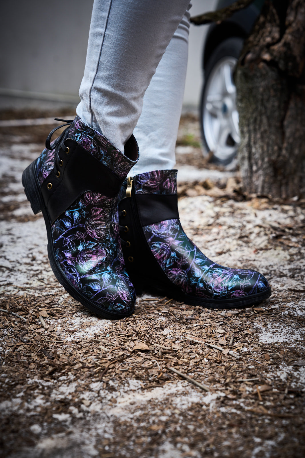 Soffia | Autumn Fields Floral Leather Ankle Booties - Black