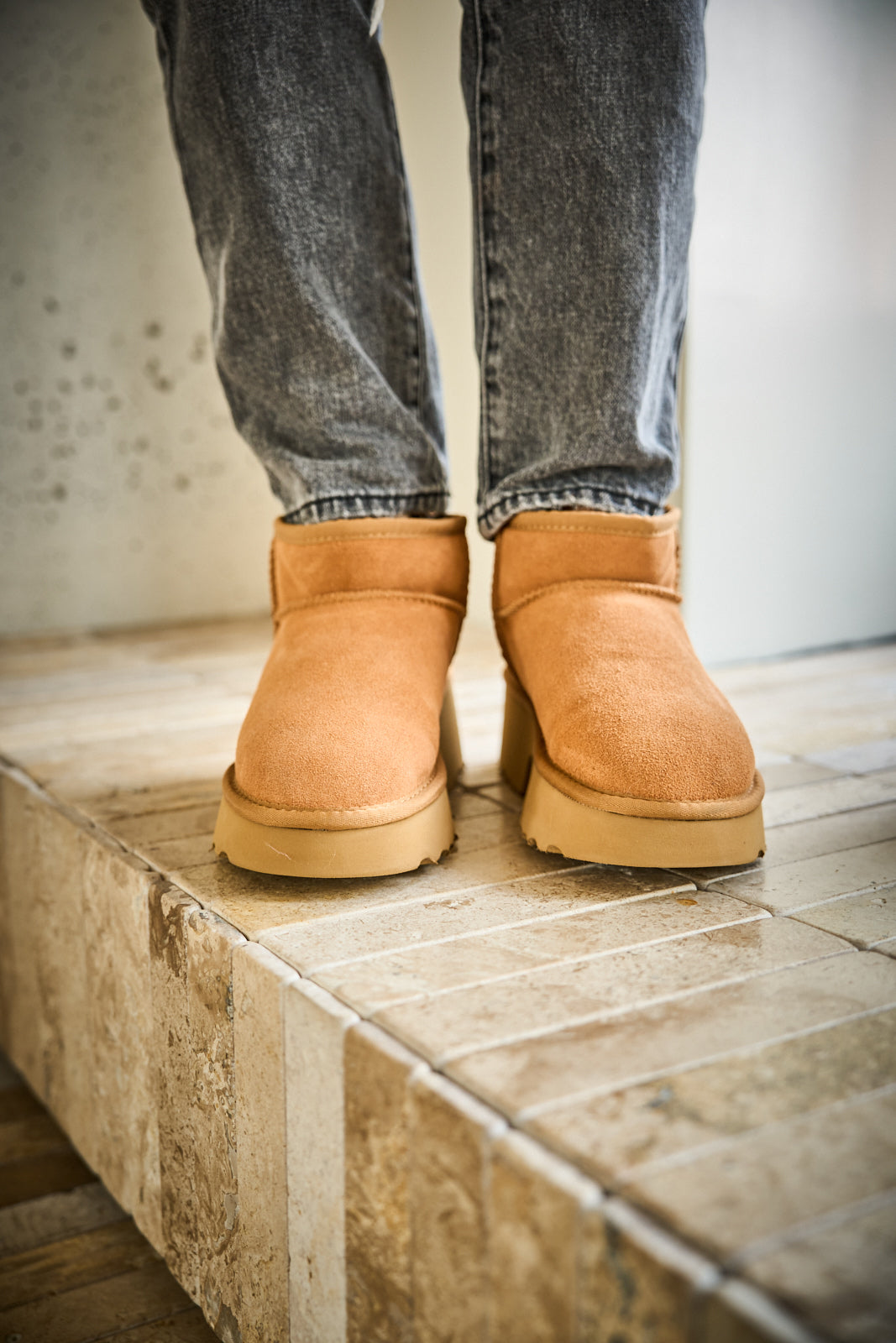 SMAIBULUN Ugg | Ultimate Platform Ankle Boots - chestnut