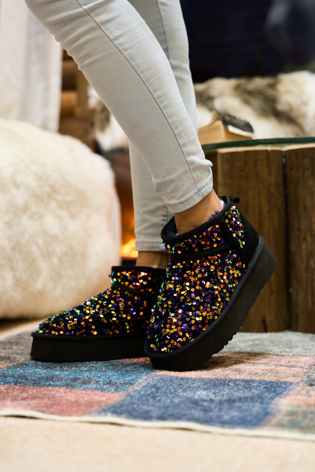 Smaibulun Ugg | Mini Glitter Low Ankle Platform Boots - Multi