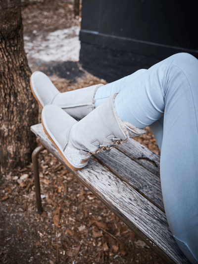 SMAIBULUN Ugg | Rhinestone Ribbon Tri-Tie Bow Suede Boots - pale