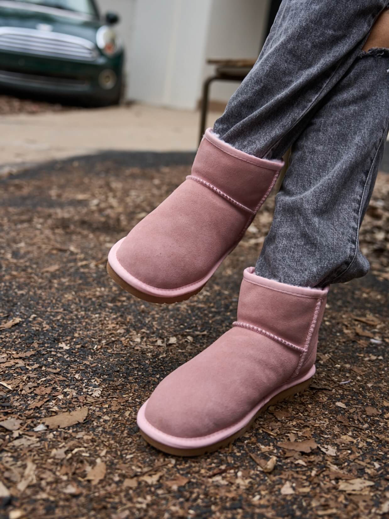 SMAIBULUN Ugg | Faux Fur-Lined Classic Short Ugg Boots - pink