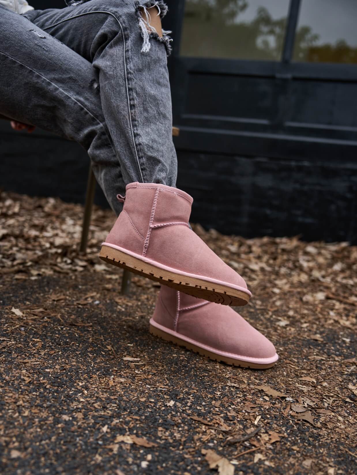 SMAIBULUN Ugg | Faux Fur-Lined Classic Short Ugg Boots - pink