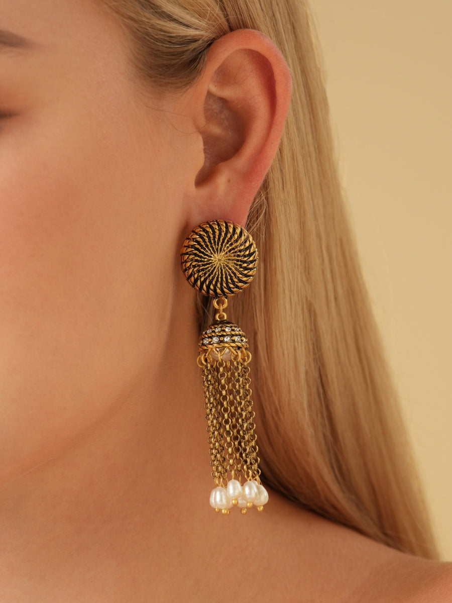 Golden Gatherings Tassel Chain Pearl Earrings