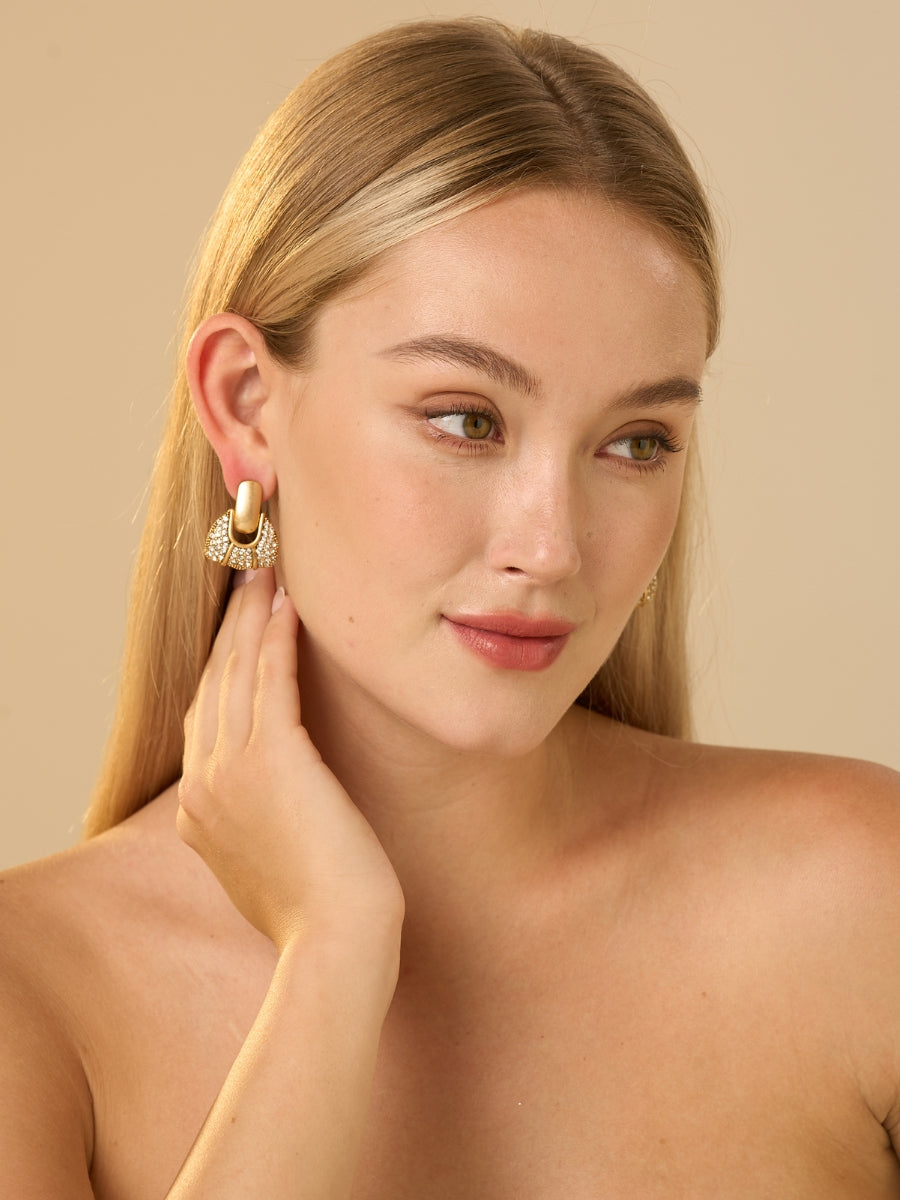 Sweet Stunner Rhinestone Embellished Stud Earrings