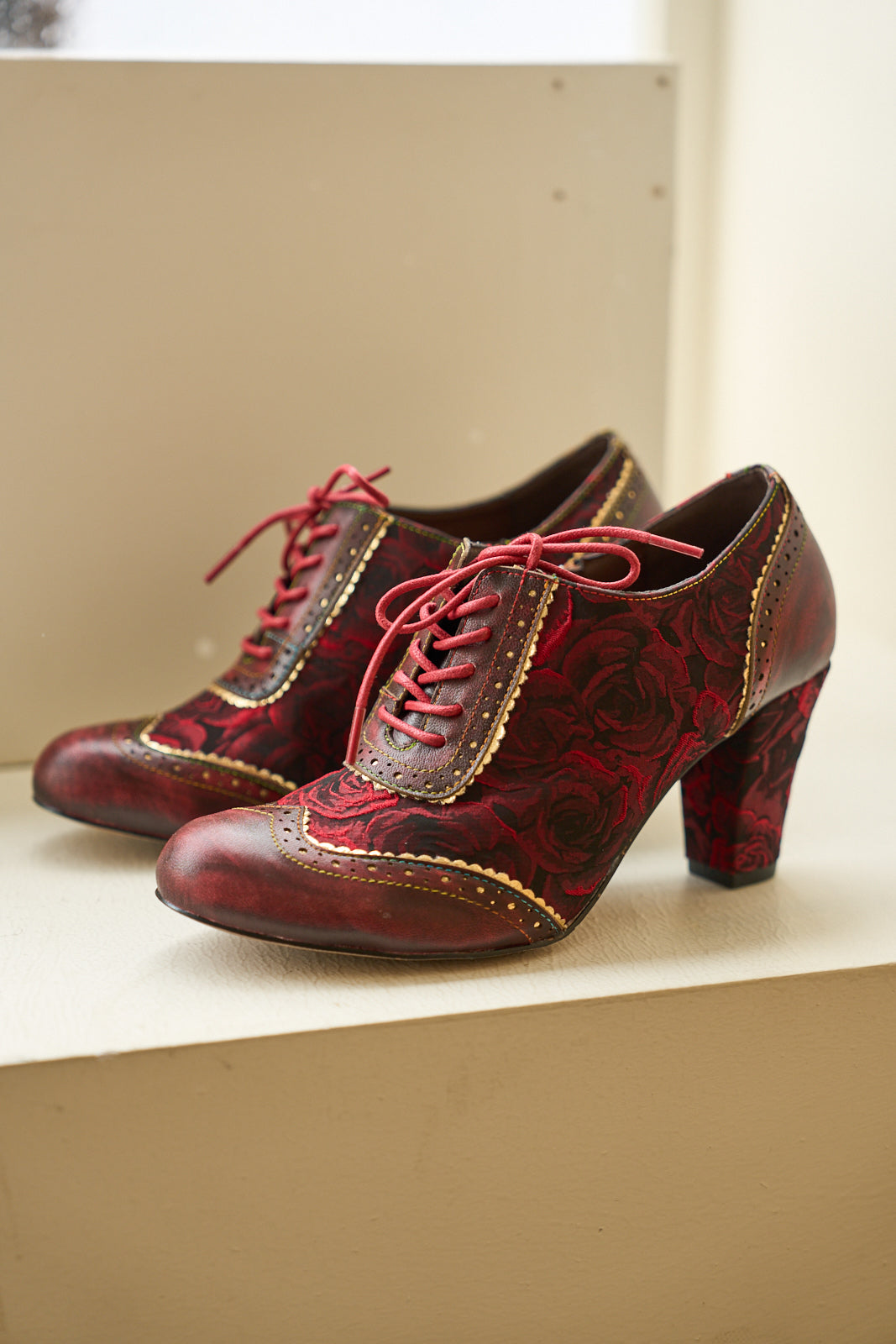 Soffia | Send Love Rose Jacquard Leather Oxford