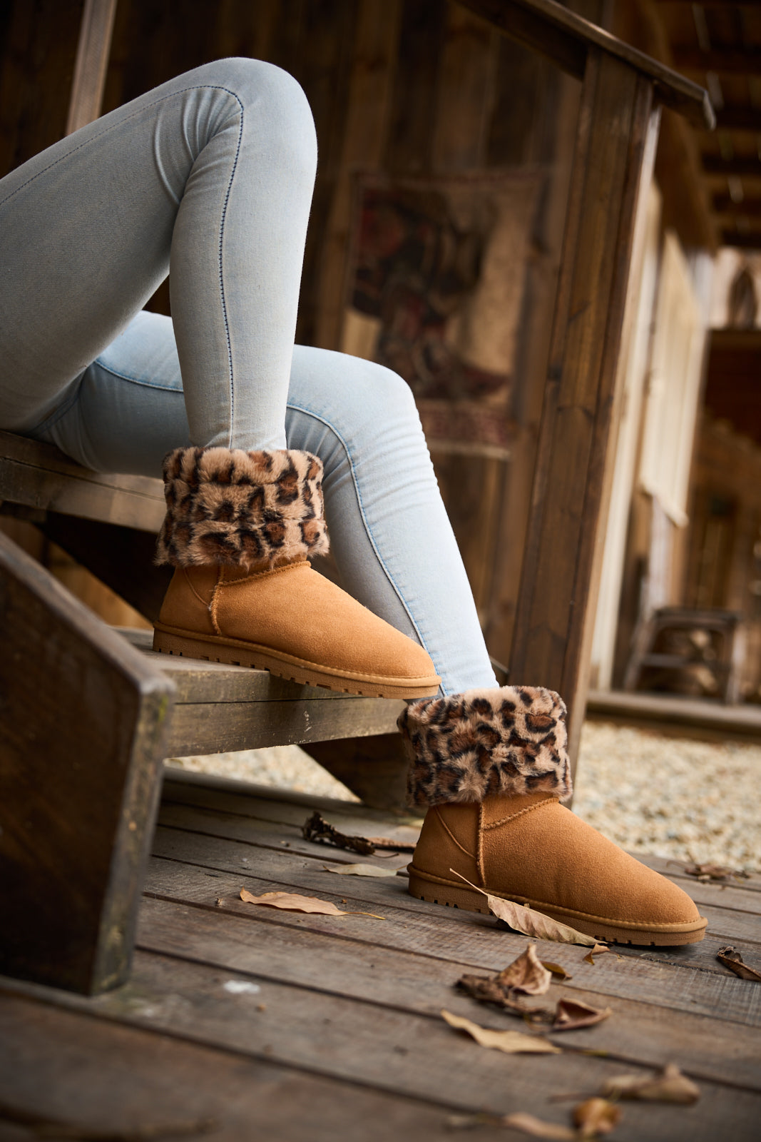 SMAIBULUN Ugg | Adelene Sherpa Woolen Boots - Chestnut