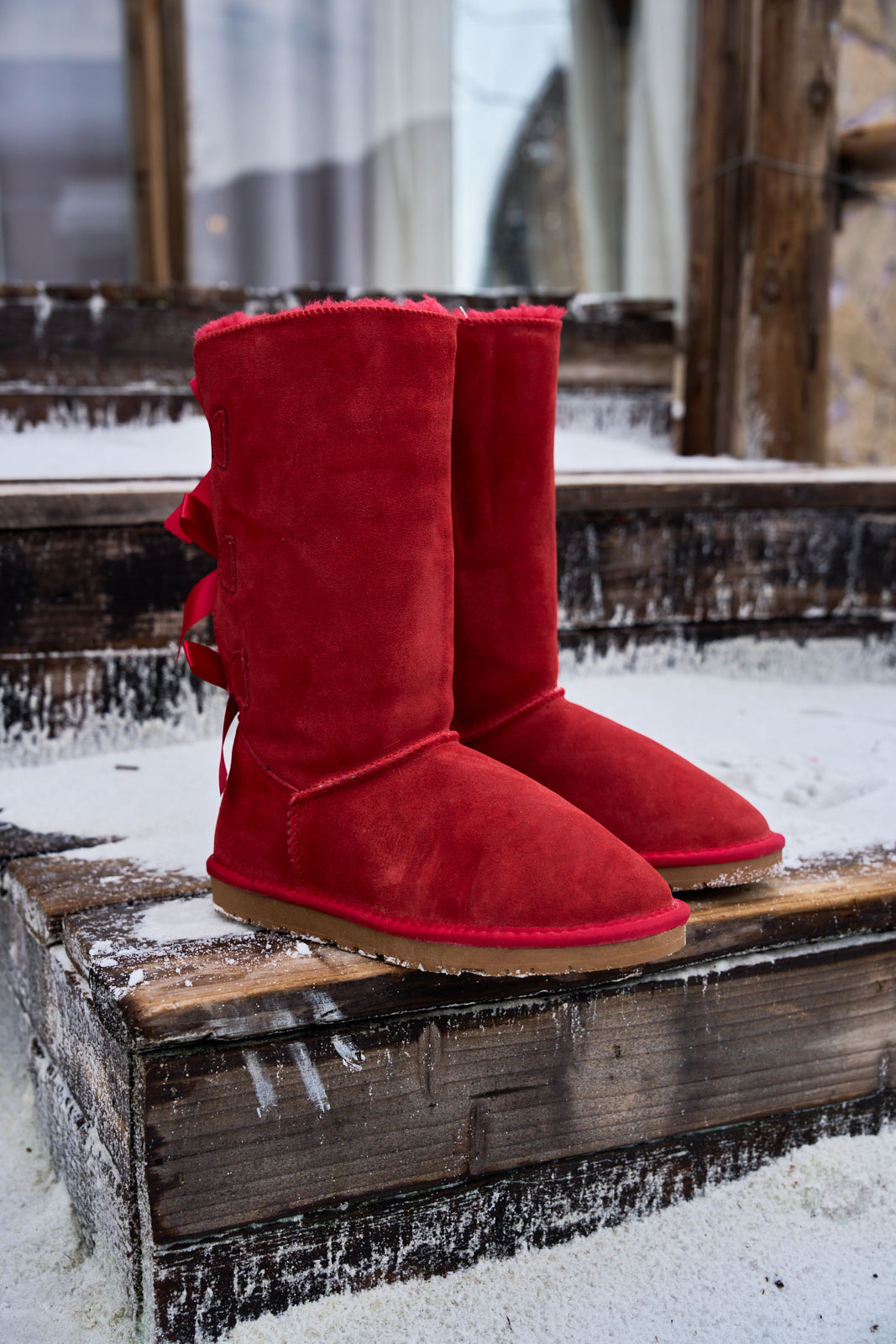 SMAIBULUN Ugg | Tri Ribbon Bow Suede Boots - Red