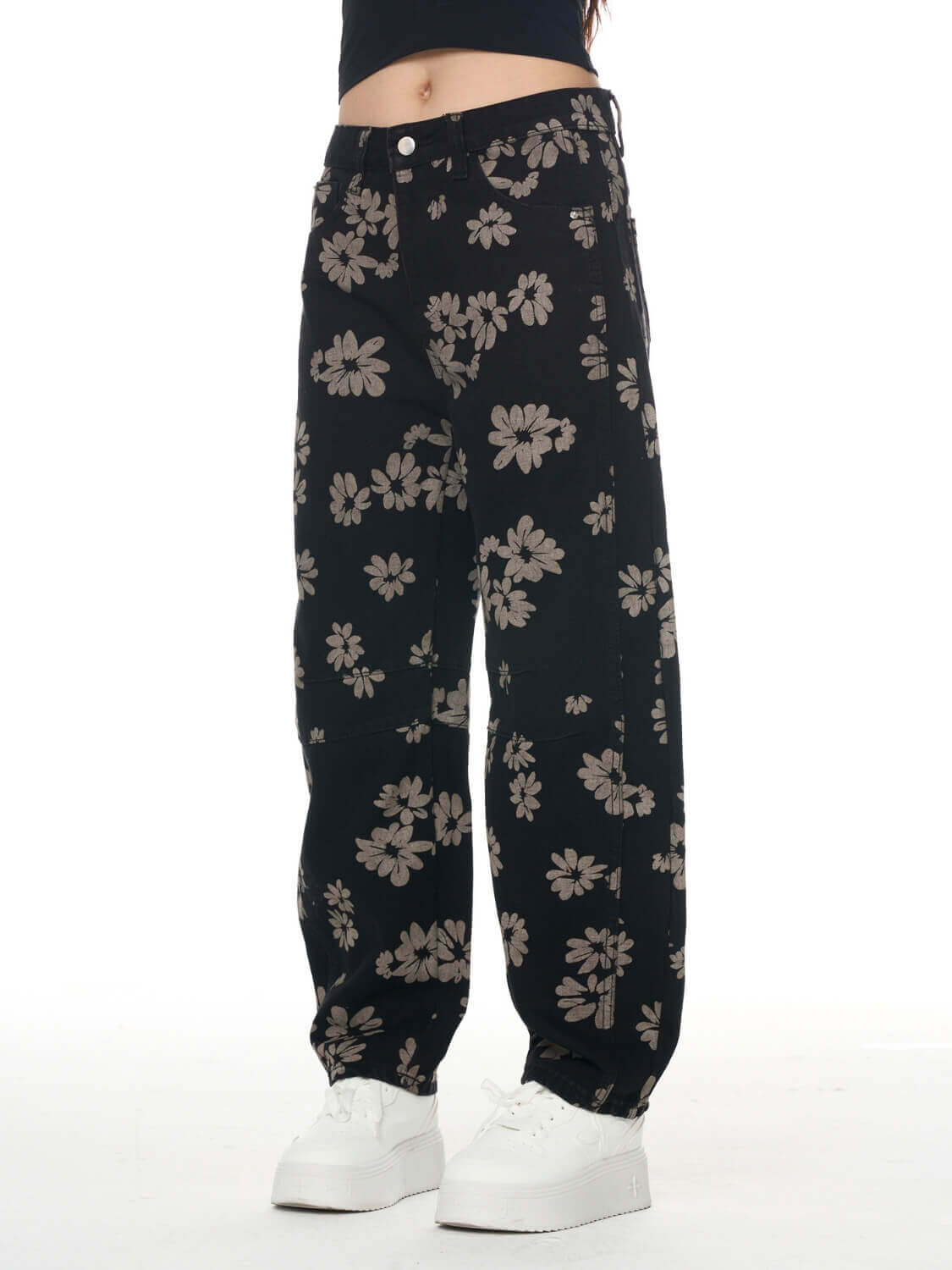Classic Mid Waisted Barrel Jeans - black