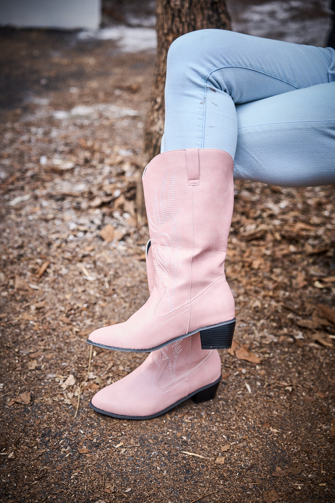 En Bloom | Vinny Wing Embroidered Western Knee Boots - Pink