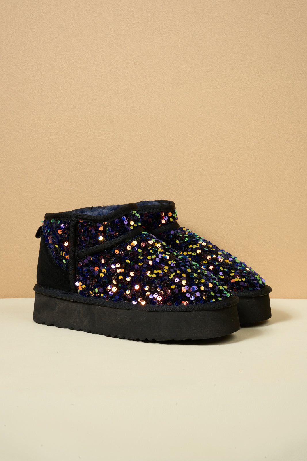 Smaibulun Ugg | Mini Glitter Low Ankle Platform Boots - Multi