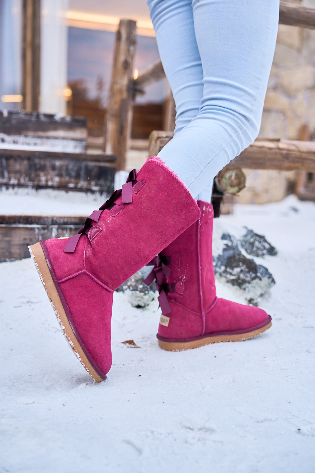 SMAIBULUN Ugg | Tri Ribbon Bow Suede Boots - Claret