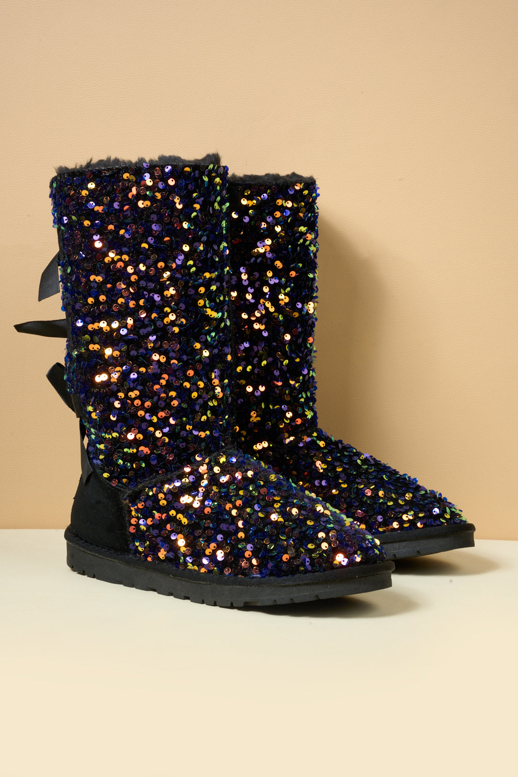 SMAIBULUN Ugg | Tay Swift Celebration Rhinestone Bailey Bow Sequin Boots - Multi