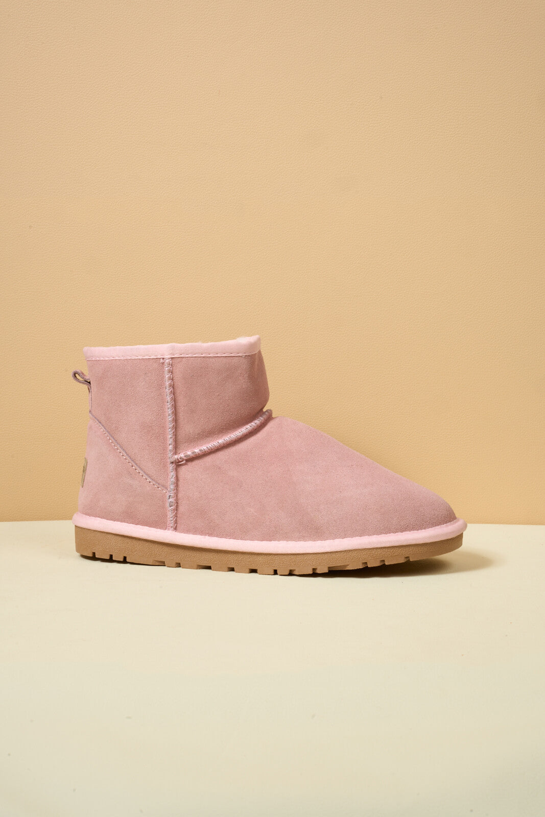SMAIBULUN Ugg | Faux Fur-Lined Classic Short Ugg Boots - pink