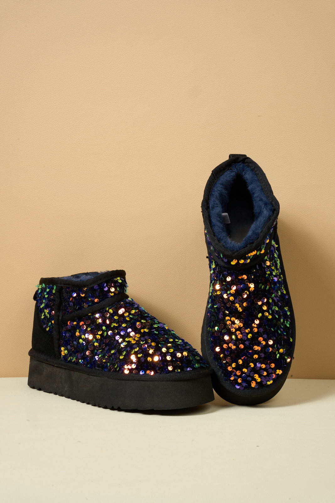 Smaibulun Ugg | Mini Glitter Low Ankle Platform Boots - Multi