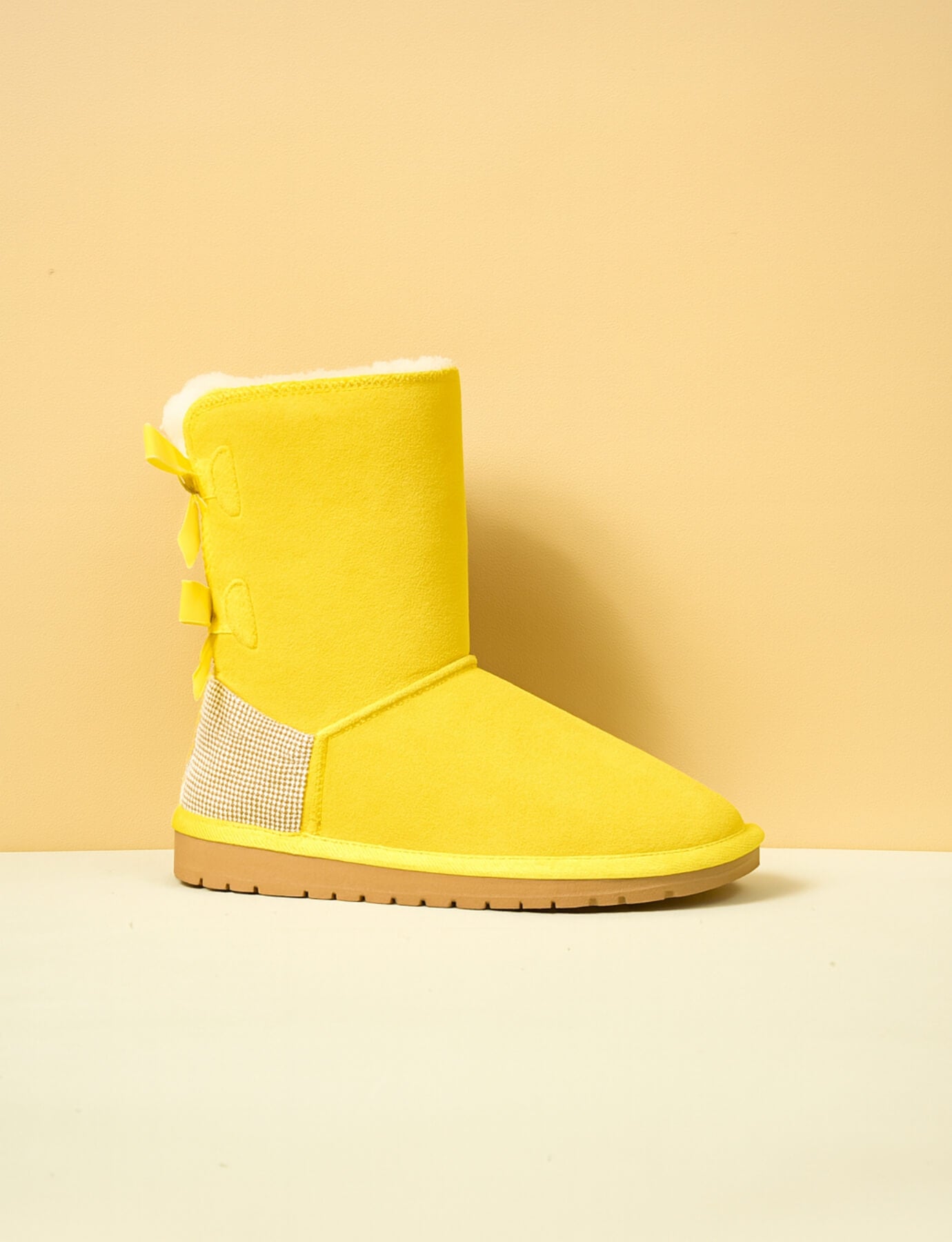 SMAIBULUN Ugg | Rhinestone Dual Bailey Bow Glam Ugg Boots - yellow