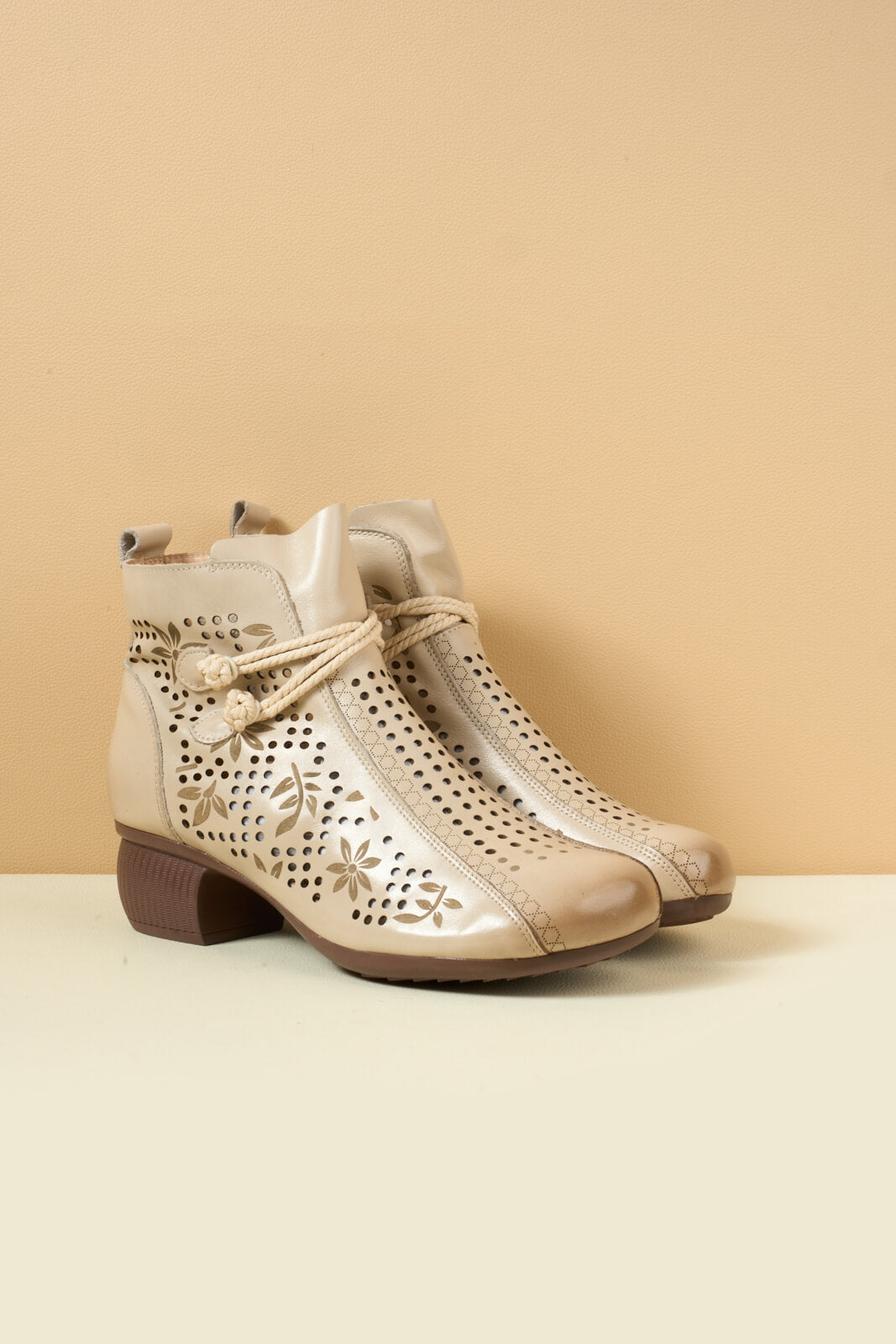 Rumour Has It | Mirina Perforated Leather Ankle Boot - cream