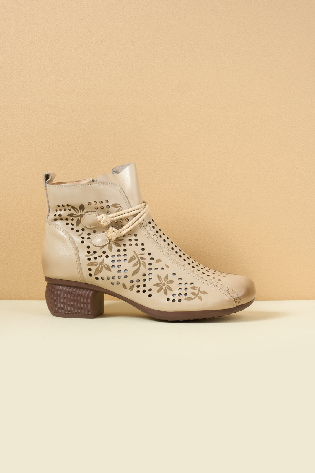 Rumour Has It | Mirina Perforated Leather Ankle Boot - cream