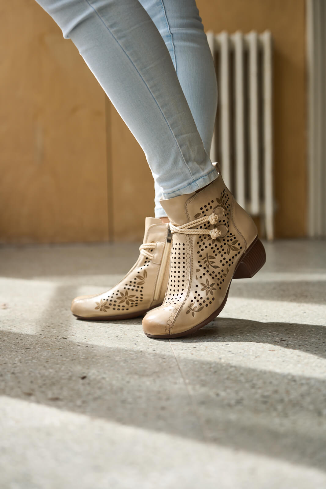 Rumour Has It | Mirina Perforated Leather Ankle Boot - cream