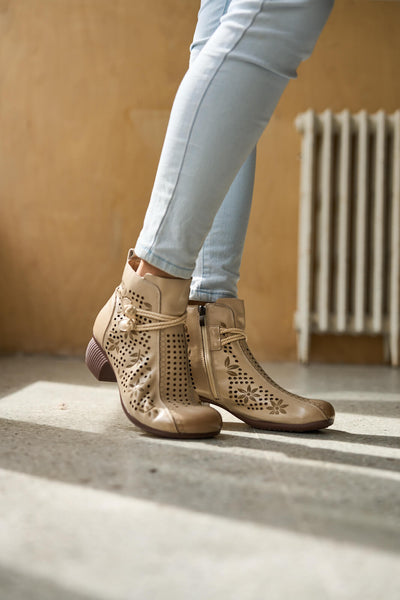 Rumour Has It | Mirina Perforated Leather Ankle Boot - cream