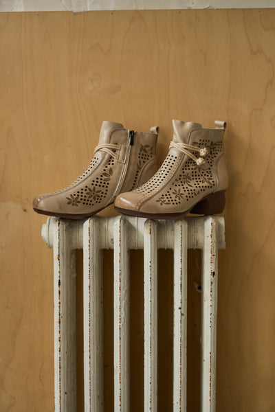 Rumour Has It | Mirina Perforated Leather Ankle Boot - cream