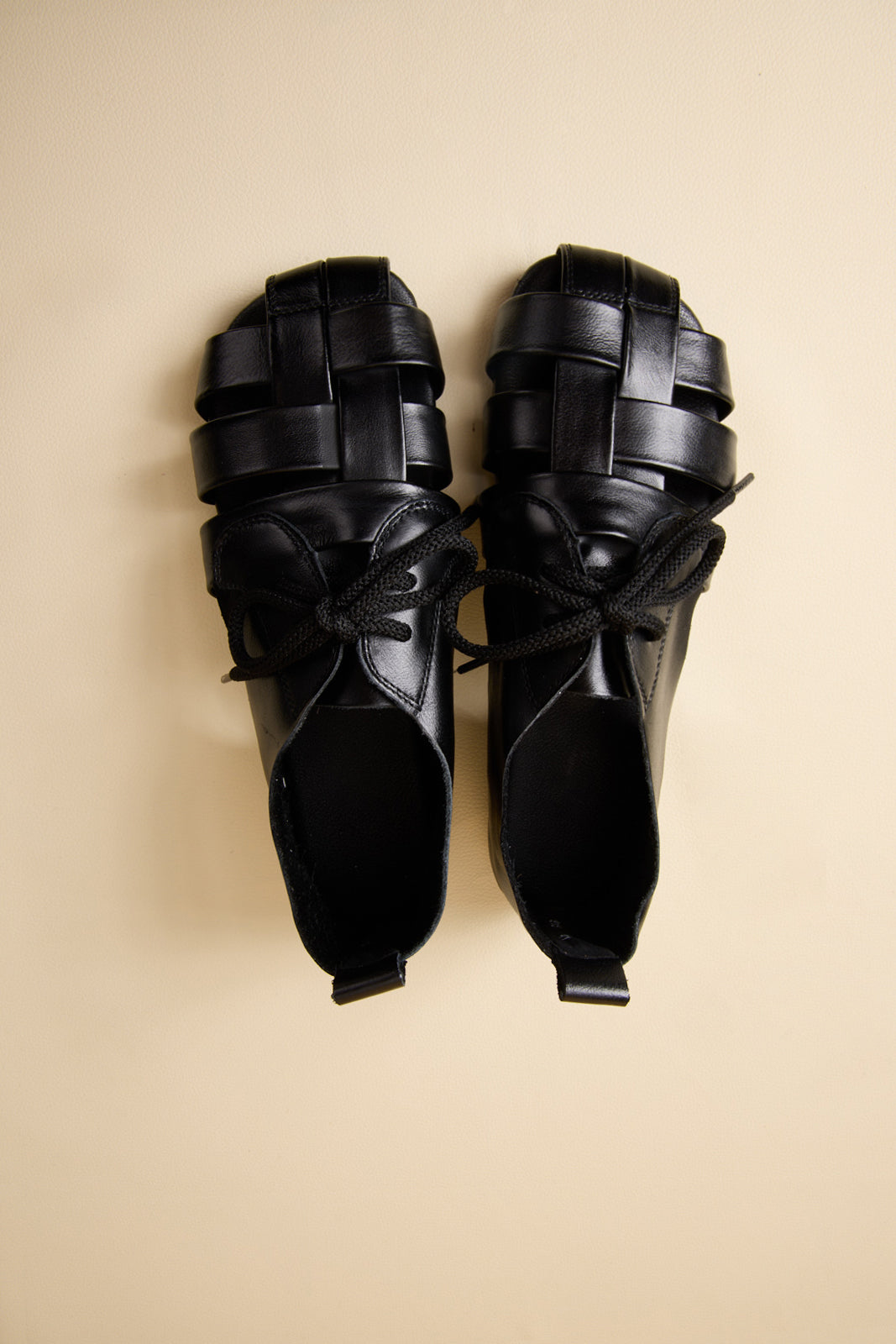 Rumour Has It | Daybreaker Leather Woven Sandal - Black