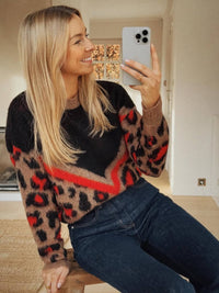 Glenmere Leopard Print Sweater - black