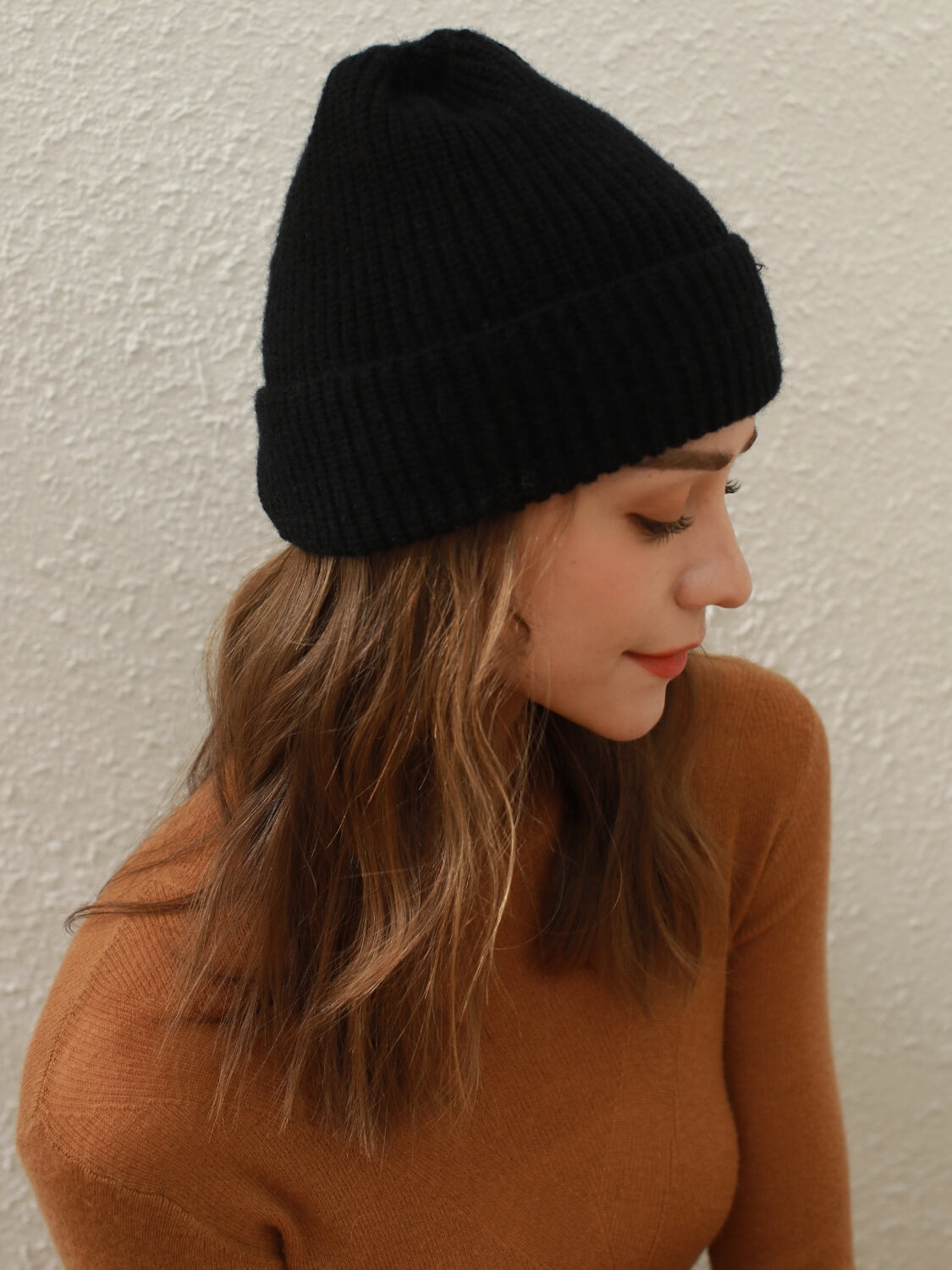 Arctic Velvet Wool Blend Beanie - black